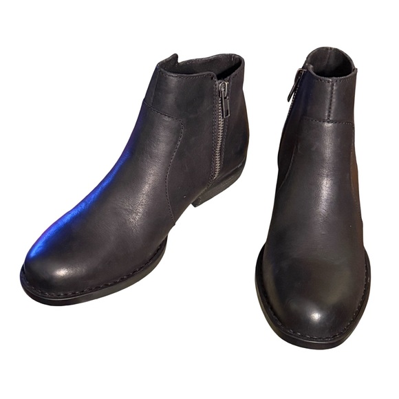 Born NWOT Sz 6M Rani Dry Collection Black Leather Ankle Boots (SH116) - Picture 3 of 11